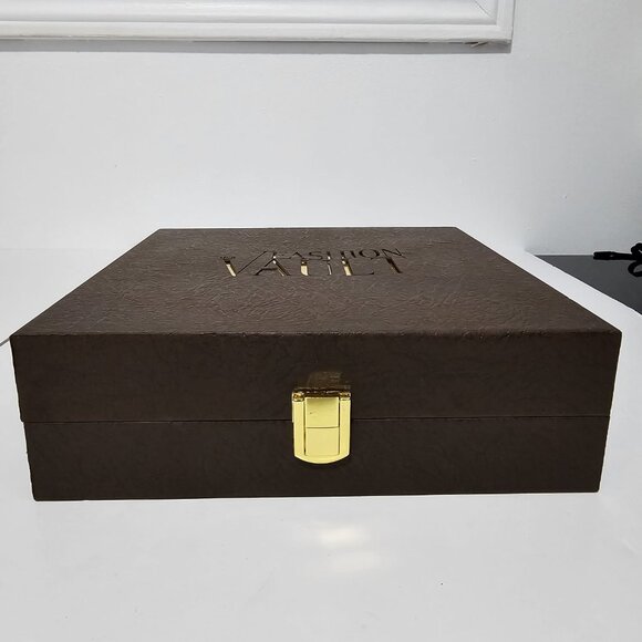 Jewelry Box led Light Large 10"X9 1/2"x3 Box Gift/wedding/engagement/graduation - Picture 4 of 4